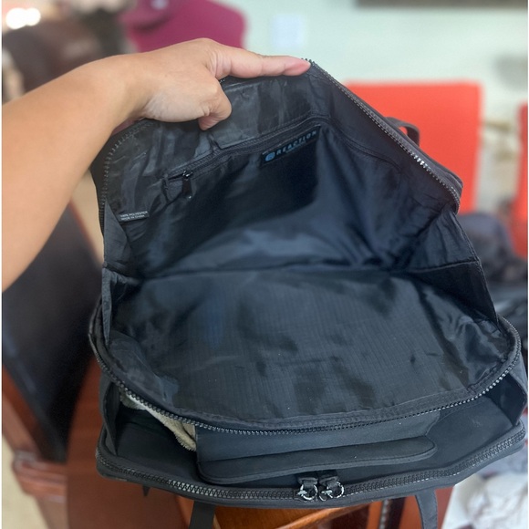 Kenneth Cole Reaction Office/Travel bag in polyester. - Picture 4 of 9